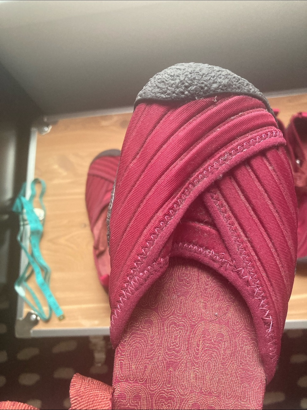 Keen Women’s Madrid SUPER COMFY Magenta Velcro-Fastened Sandals w/ Toe Guard - Picture 2 of 7